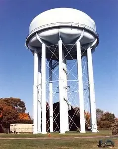 Cellular antennas on water tower